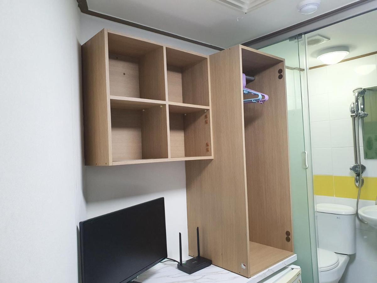 Apgujeong Home Seoul Exterior photo