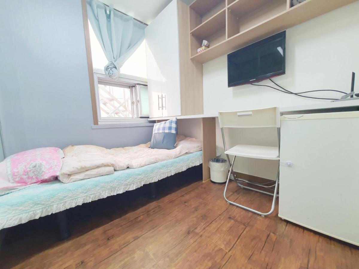 Apgujeong Home Seoul Exterior photo