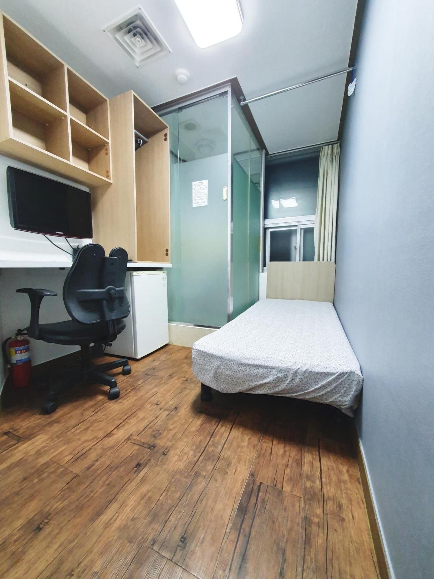 Apgujeong Home Seoul Exterior photo