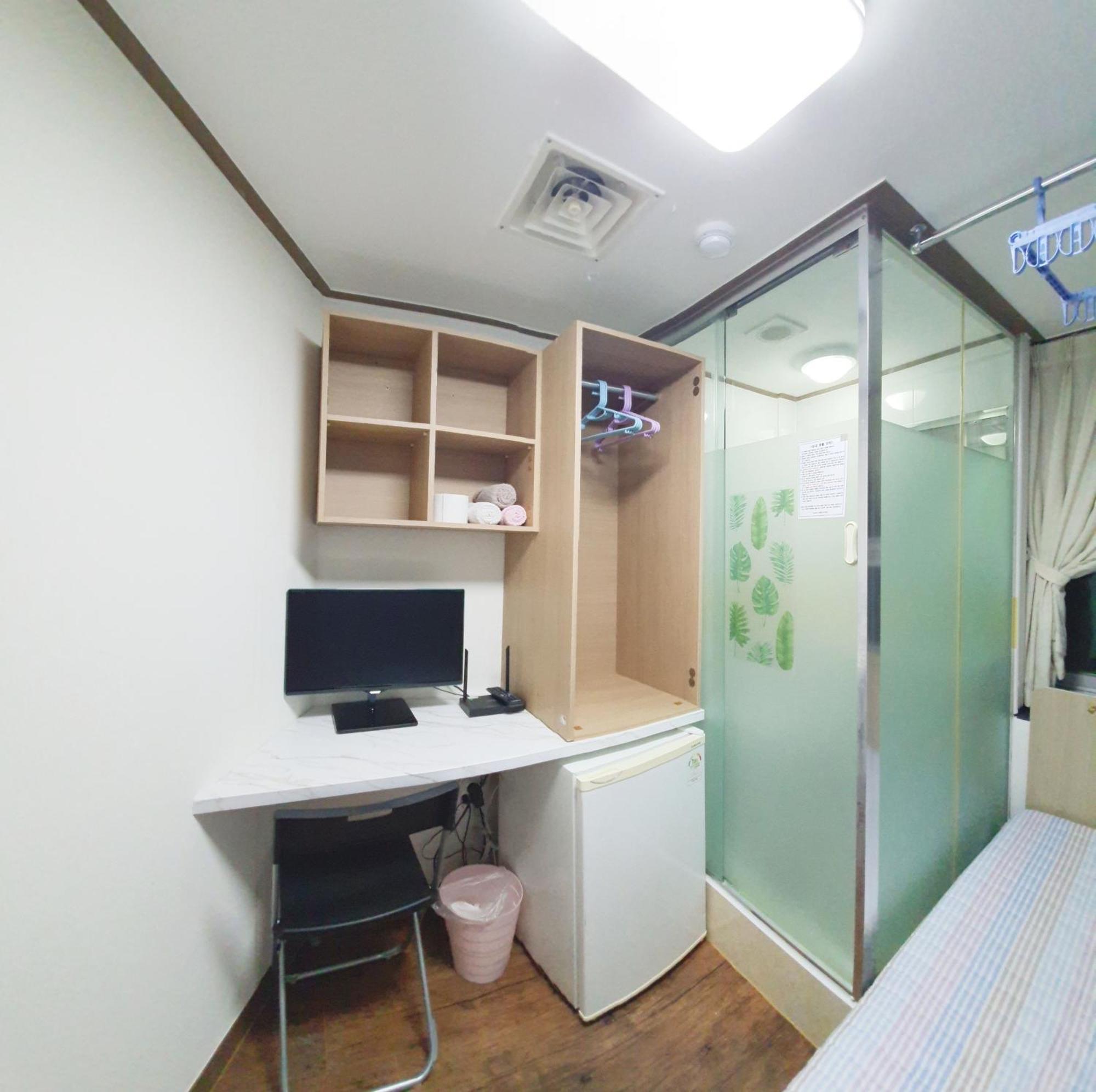 Apgujeong Home Seoul Exterior photo