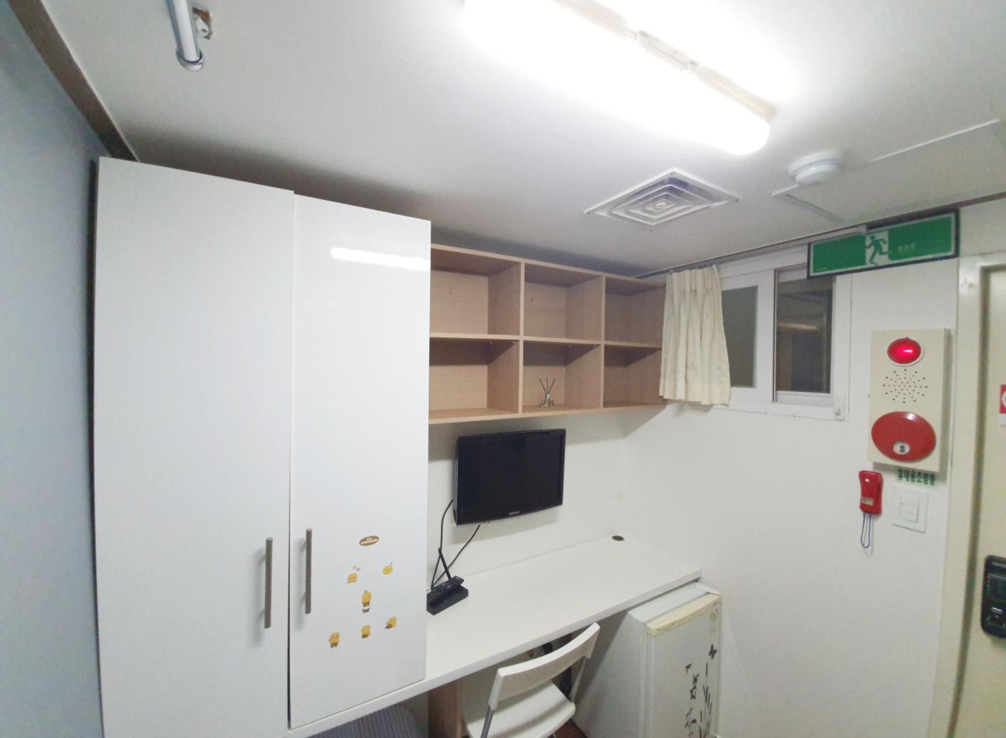 Apgujeong Home Seoul Exterior photo